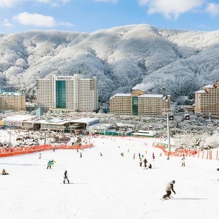 Vivaldipark Hotel Hongcheon Buitenkant foto